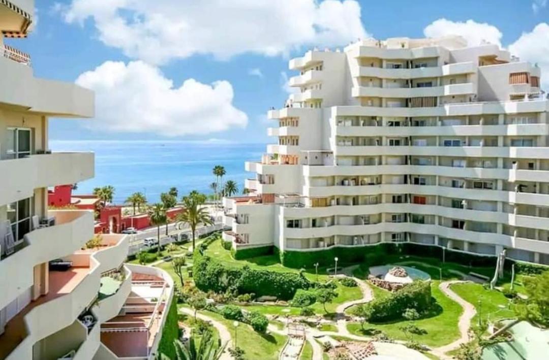 El Estudio De La Playa Benalbeach Holidays Paradise Бенальмадена Екстер'єр фото