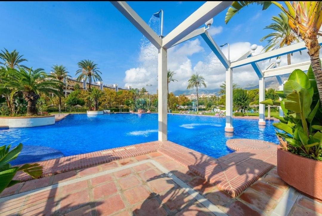 El Estudio De La Playa Benalbeach Holidays Paradise Бенальмадена Екстер'єр фото